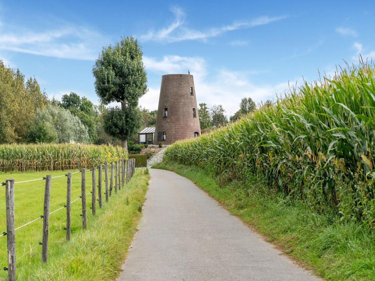 Stunning Holiday Home In Oombergen With Terrace And Garden Zottegem Exterior foto